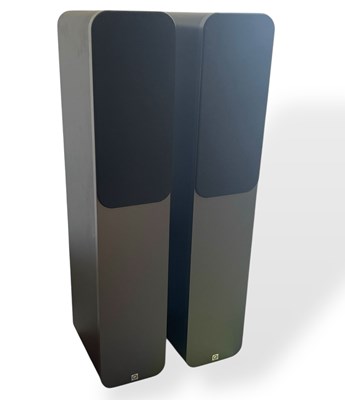 Lot 1 - Q ACOUSTICS 3050 FLOORSTANDING SPEAKERS - MATTE GRAPHITE.