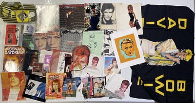 Lot 388 - DAVID BOWIE MEMORABILIA - POSTCARDS / TICKETS / CATALOGUES ETC.