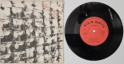 Lot 12 - STIFF LITTLE FINGERS - SUSPECT DEVICE 7" (SRD-1 - UK ORIGINAL PRESSING)