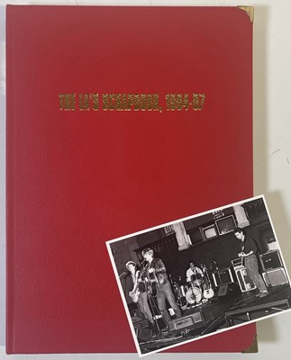 Lot 361 - THE PAUL HEMMINGS COLLECTION - THE LA'S / LIGHTNING SEEDS AND MORE -SIGNED COPY OF 'THE LA'S SCRAPBOOK'