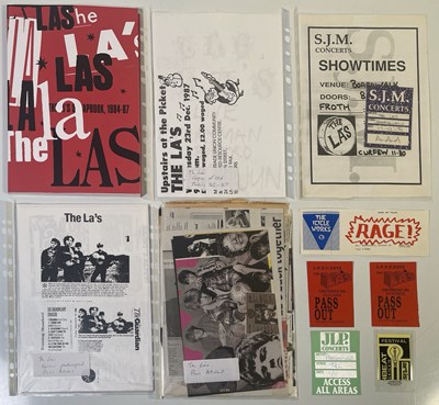 Lot 374 - THE PAUL HEMMINGS COLLECTION - THE LA'S / LIGHTNING SEEDS AND MORE - ORIGNAL LA'S CONCERT MEMORABILIA.