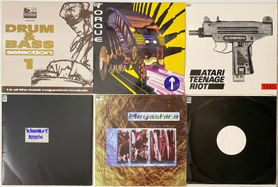 Lot 342 - DRUM & BASS / HOUSE / TRANCE / HARDCORE - LP COLLECTION