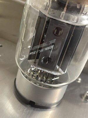 Lot 5 - DIY KT88/EM87 PUSH-PULL TUBE AMPLIFIER.