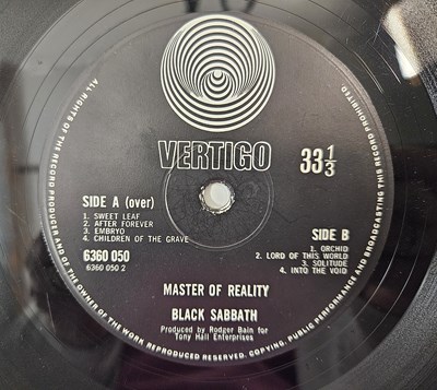Lot 5 - BLACK SABBATH - MASTER OF RELAITY LP (UK ORIGINAL W/ POSTER - VERTIGO - 6360 050)