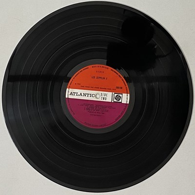 Lot 9 - LED ZEPPELIN - LP PACK (UK ATLANTIC PLUM/ RED)