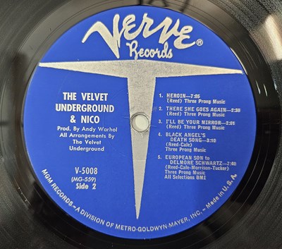 Lot 34 - THE VELVET UNDERGROUND & NICO LP (US MONO EAST COAST ORIGINAL - V-5008)
