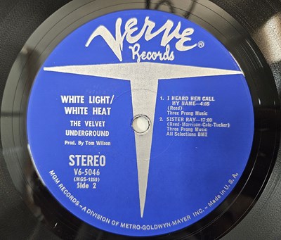 Lot 36 - THE VELVET UNDERGROUND - WHITE LIGHT/ WHITE HEAD LP (US STEREO PRESS - V6-5046)