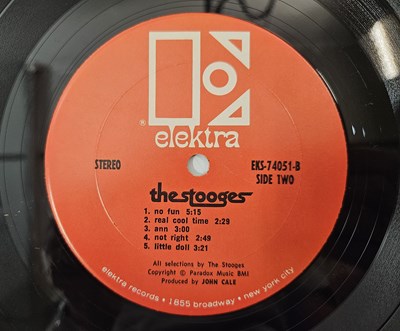 Lot 37 - THE STOOGES - S/T LP (US STEREO 2ND COLUMBIA/ PITMAN PRESS - EKS 74051)
