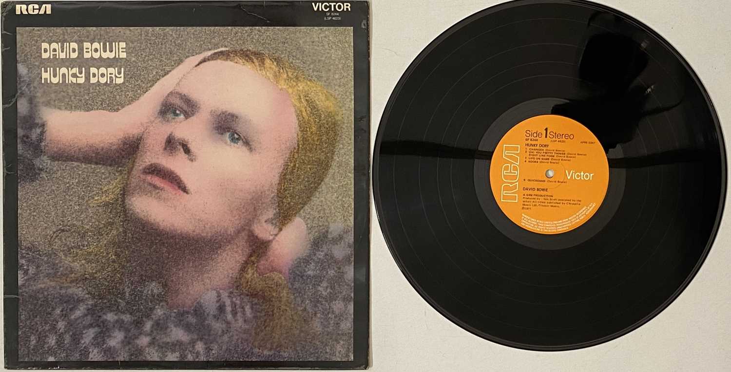 Lot 41 - DAVID BOWIE - HUNKY DORY LP (UK ORIGINAL - SF 8244)