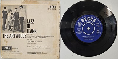 Lot 60 - THE ART WOODS - JAZZ IN JEANS 7" EP (UK ORIGINAL - DFE 8654)