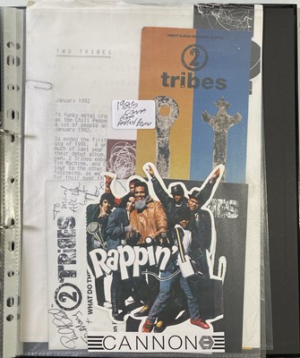 Lot 48 - POP MEMORABILIA.