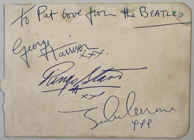 Lot 310 - THE BEATLES - CARD AUTOGRAPHED BY GEORGE HARRISON/RINGO STARR.