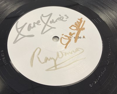 Lot 44 - THE KINKS - LOLA VERSUS POWERMAN AND THE MONEYGOROUND LP - (SIGNED 2020 WHITE LABEL TEST PRESSING)