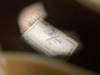 Lot 43 - 1962 HOFNER SENATOR - BLONDE.