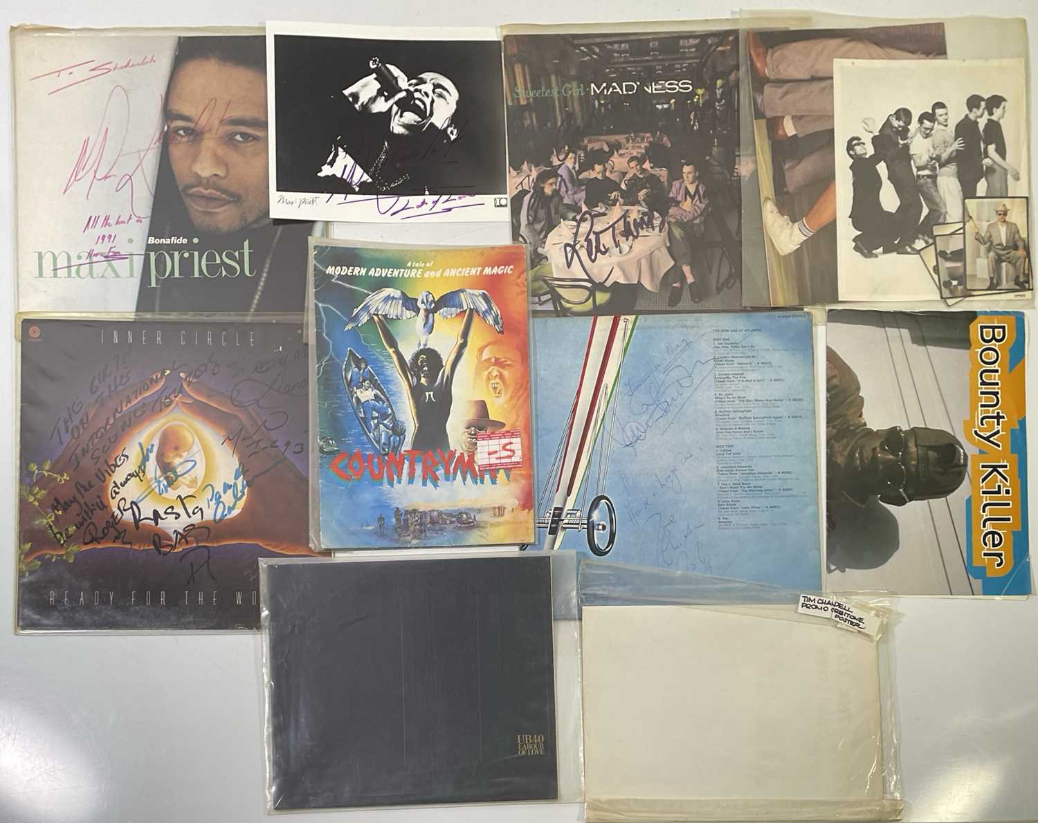 Lot 49 - AUTOGRAPHED LPS / MUSIC MEMORABILIA COLLECTION.