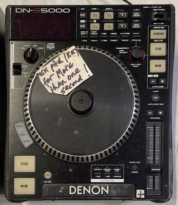 Lot 36 - DJ EQUIPMENT.