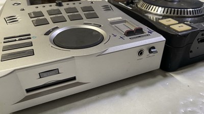 Lot 36 - DJ EQUIPMENT.