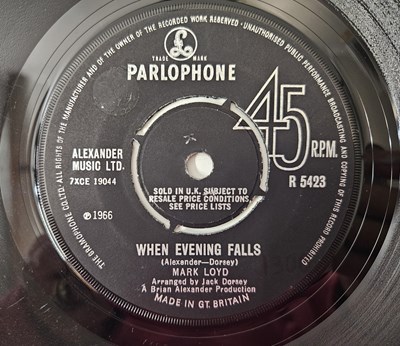 Lot 196 - MARK LOYD - WHEN EVENING FALLS 7" (ORIGINAL UK STOCK COPY - PARLOPHONE R 5423)