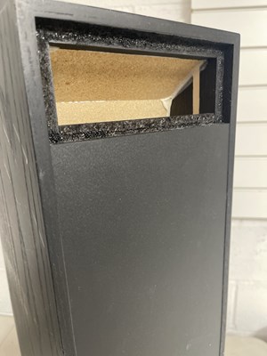 Lot 25 - ARCAM ALPHA 8 SEPARATES & REGA ELA FLOORSTANDING SPEAKERS.