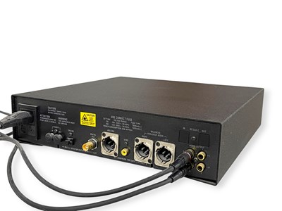 Lot 28 - LINN IKEMI HDCD CD PLAYER.