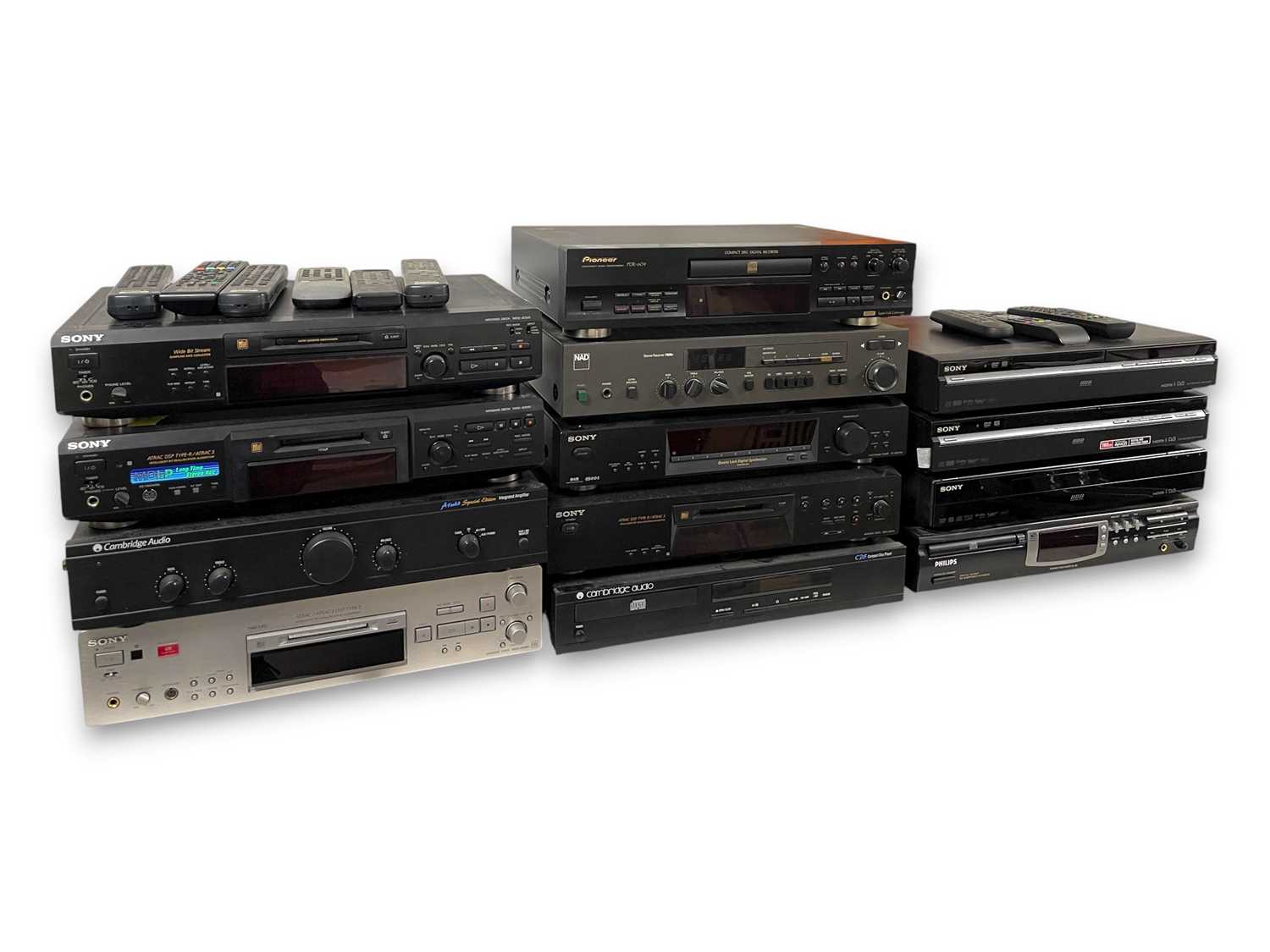 Lot 34 - HIFI EQUIPMENT (CAMBRIDGE, SONY, NAD).