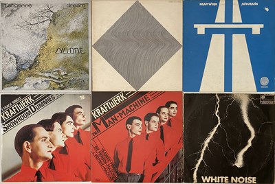 Lot 818 - ELECTRONIC / AMBIENT - LP PACK