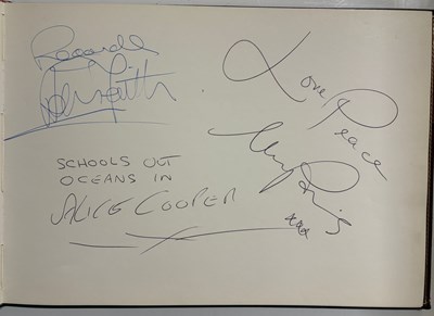 Lot 287 - VISITORS BOOK SIGNED BY ROCK, POP AND TV STARS - FROM ALICE COOPER TO CLIFF RICHARD.