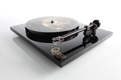 Lot 552 - QUEEN - LIMITED EDITION REGA TURNTABLE.