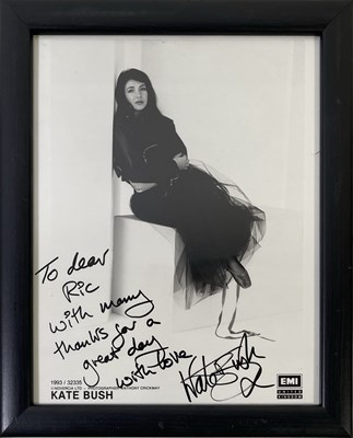 Lot 317 - KATE BUSH - SIGNED PROMOTIONAL PHOTO.
