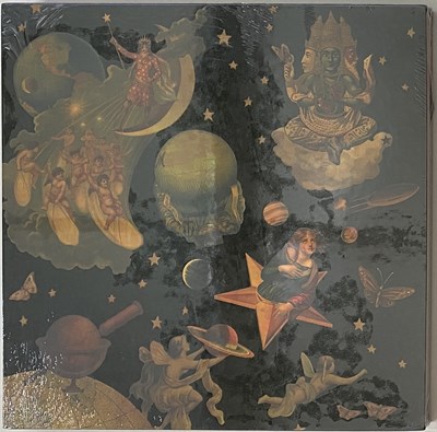 Lot 242 - THE SMASHING PUMPKINS - MELLON COLLIE AND THE INFINITE SADNESS BOX SET (2023 REISSUE - 5099997855316)