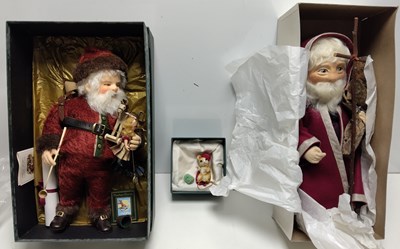Lot 47 - R. JOHN WRIGHT CHRISTMAS LIMITED EDITION FELT DOLL PACK
