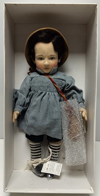Lot 69 - R. JOHN WRIGHT LITTLE BOY BLUE LIMITED EDITION FELT DOLL