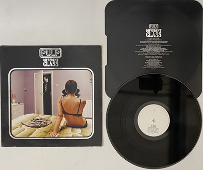 Lot 58 - PULP - DIFFERENT CLASS LP (UK ORIGINAL - ISLAND RECORDS - ILPS 8041)