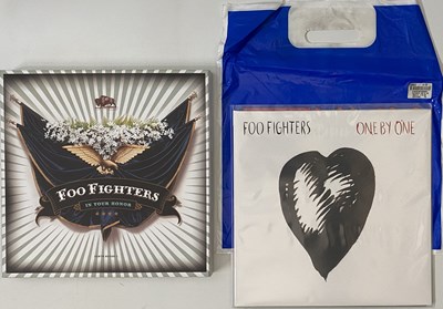 Lot 63 - FOO FIGHTERS - LP / LP BOX SET PACK