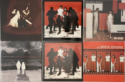 Lot 98 - THE WHITE STRIPES - LP / 7" PACK (EARLY / ORIGINAL COPIES)