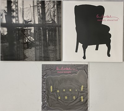 Lot 101 - PAUL MCCARTNEY - LP / SHAPED DISC PACK