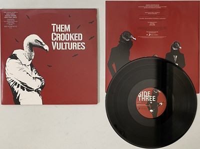 Lot 141 - THEM CROOKED VULTURES - THEM CROOKED VULTURES LP (88697619361)