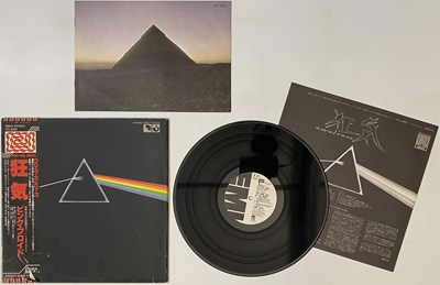 Lot 70 - PINK FLOYD - DARK SIDE OF THE MOON LP (EMLF-97002 - COMPLETE 1978 JAPANESE PROMO)