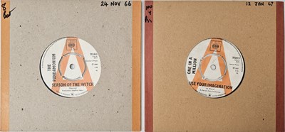 Lot 13 - 60'S BRITISH PSYCH SINGLES - CBS PROMOS PACK - ONE IN A MILLION & THE PANDAMONIUM