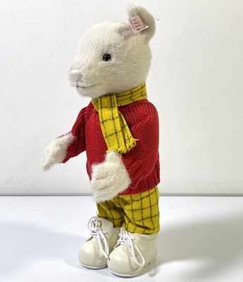 Lot 140 - RUPERT THE BEAR - 653568