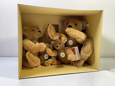 Lot 78 - CINNAMON BEAR 1984 COLLECTOR'S SET - 0156/00