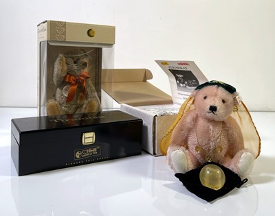 Lot 98 - STEIFF JOB LOT - TIRAMISU 1936 REPLICA, MARKLIN ZUGFUHRER, 1910 REPLICA GRAY/BROWN BEAR, AND FORTUNE TELLER BEAR