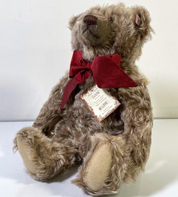 Lot 122 - BRITISH COLLECTORS' TEDDY BEAR - OLD BROWN BEAR - 662218