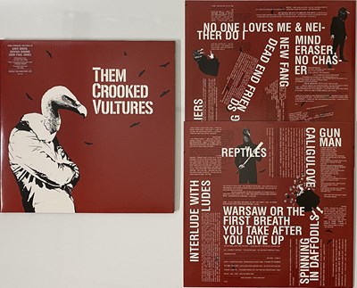 Lot 246 - THEM CROOKED VULTURES - S/T LP (2009 ORIGINAL - DGC/ INTERSCOPE - B0013785-01)