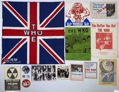 Lot 52 - THE WHO - COLLECTABLES INC RARE CONCERT MEMORABILIA.