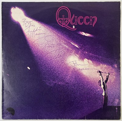 Lot 376 - QUEEN - FULLY SIGNED COPY OF 'QUEEN'.
