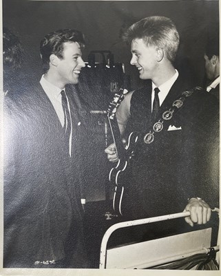 Lot 81 - 50+ ORIGINAL MALE POPSTAR PROMO AND PRESS PHOTOS.