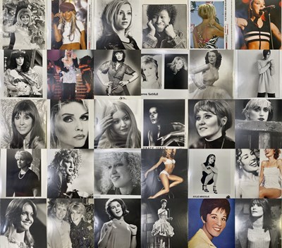 Lot 97 - FEMALE STARS - COLLECTION OF PRESS/PROMO PHOTOS.