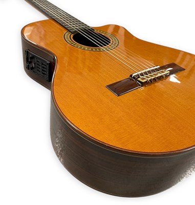 Lot 39 - 2000 JOSE RAMIREZ 4CWE ELECTRO-ACOUSTIC GUITAR.