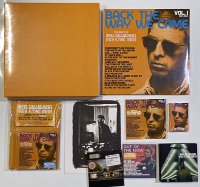 Lot 372 - OASIS - NOEL GALLAGHER'S HIGH FLYING BIRDS.